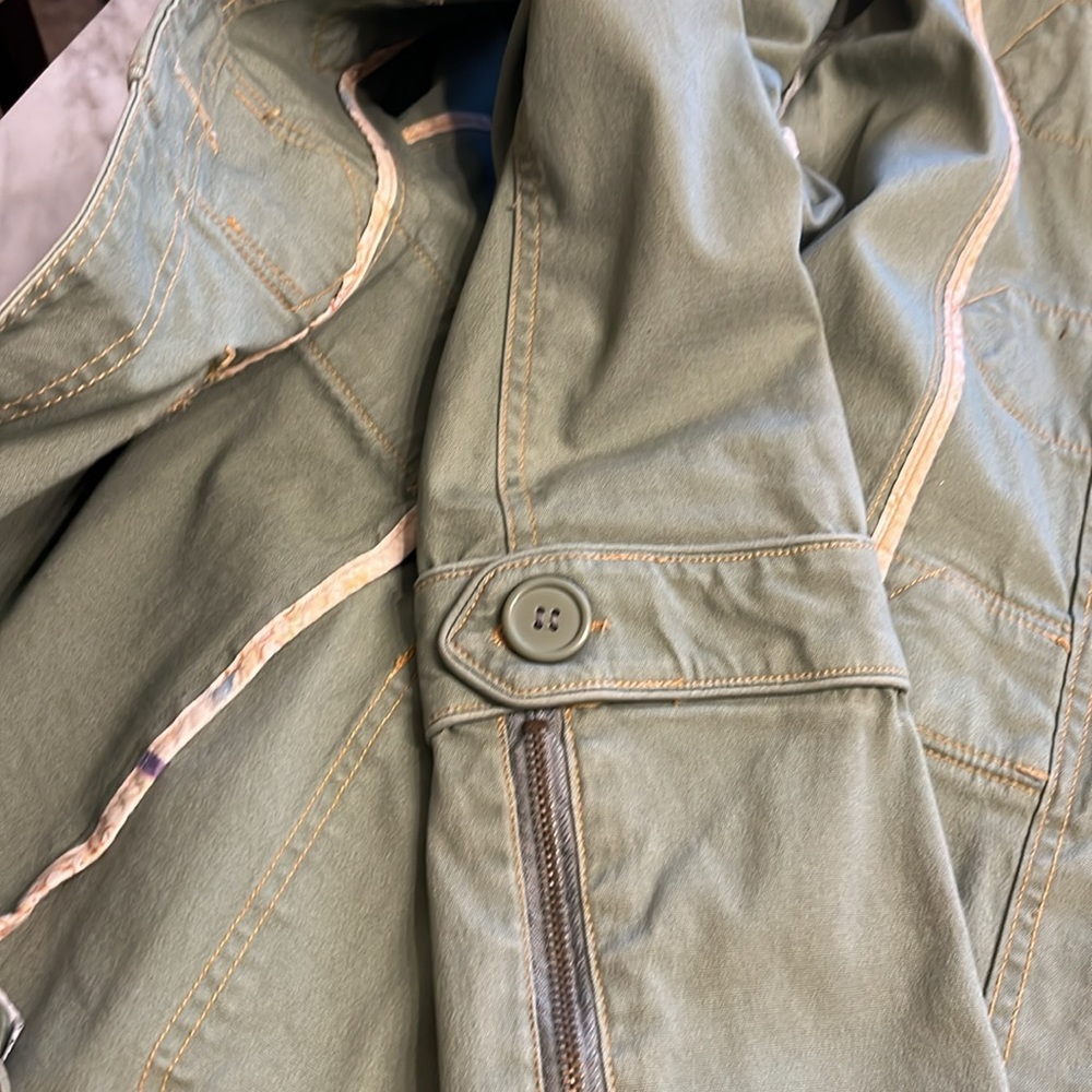 Vintage Tulle jacket Size L True Sage Green color- exc like new condition - Picture 14 of 16